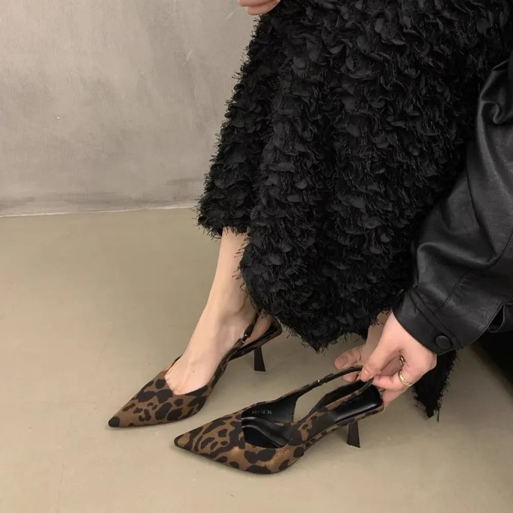 Point Toe Kitten Heels Pumps